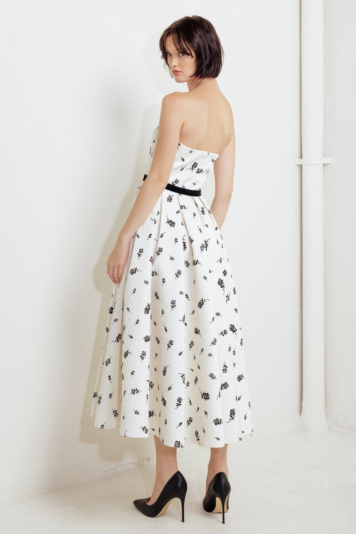 LOVELY CULTIVATED WOVEN MIDI DRESS