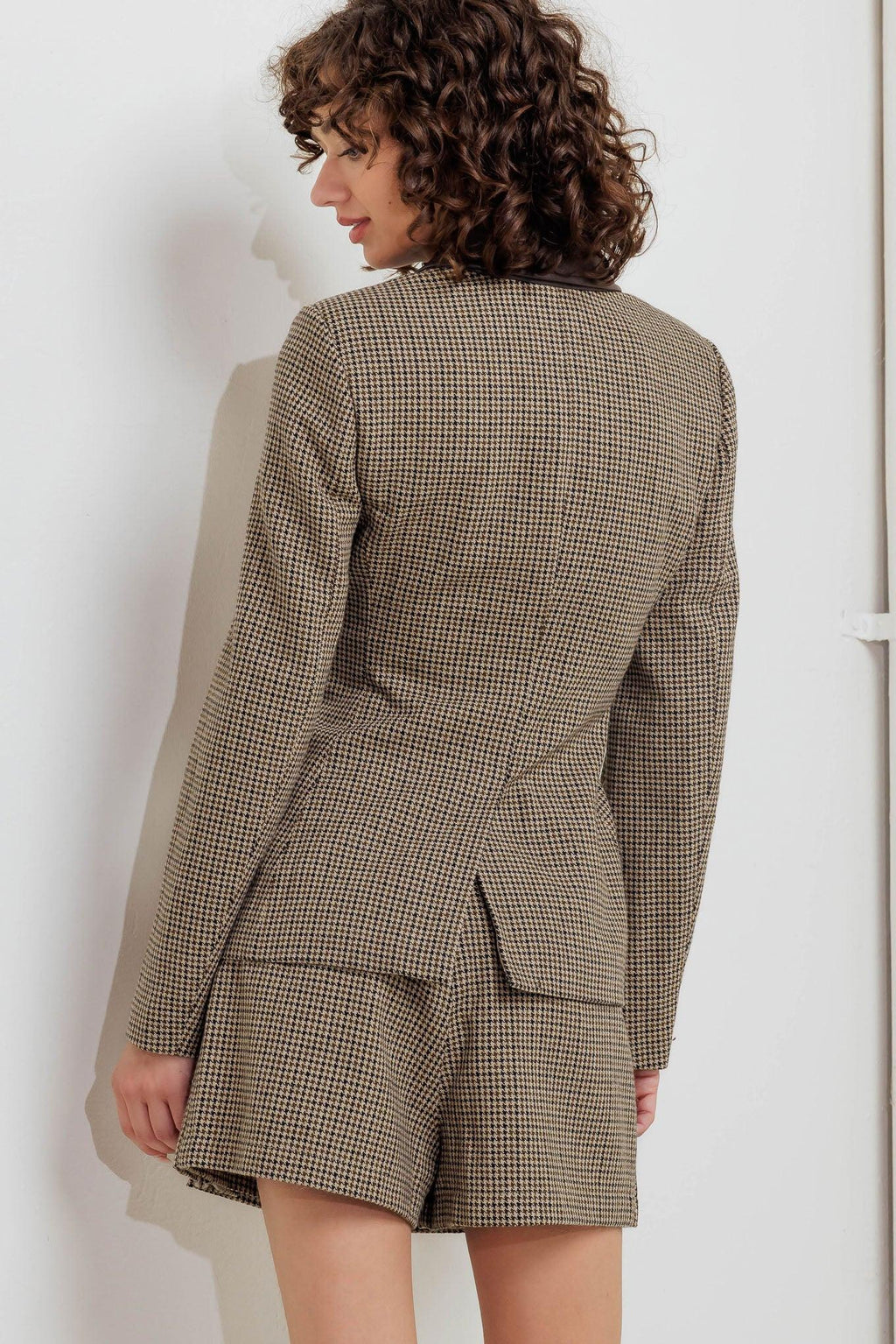 PREPPY EDGE WOVEN BLAZER