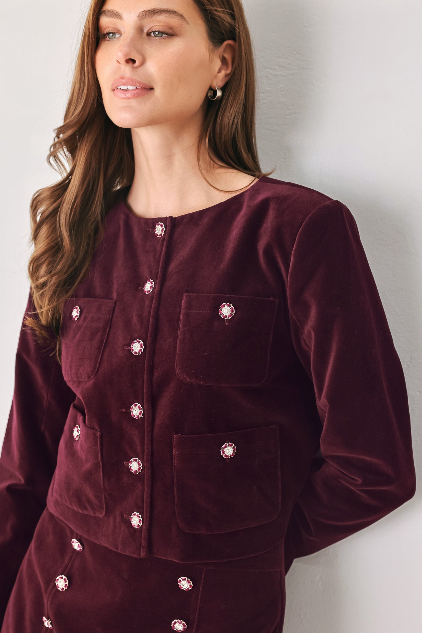 BORDEAUX VELVET BURGUNDY JEWEL-BUTTON CROPPED JACKET – Lovelo