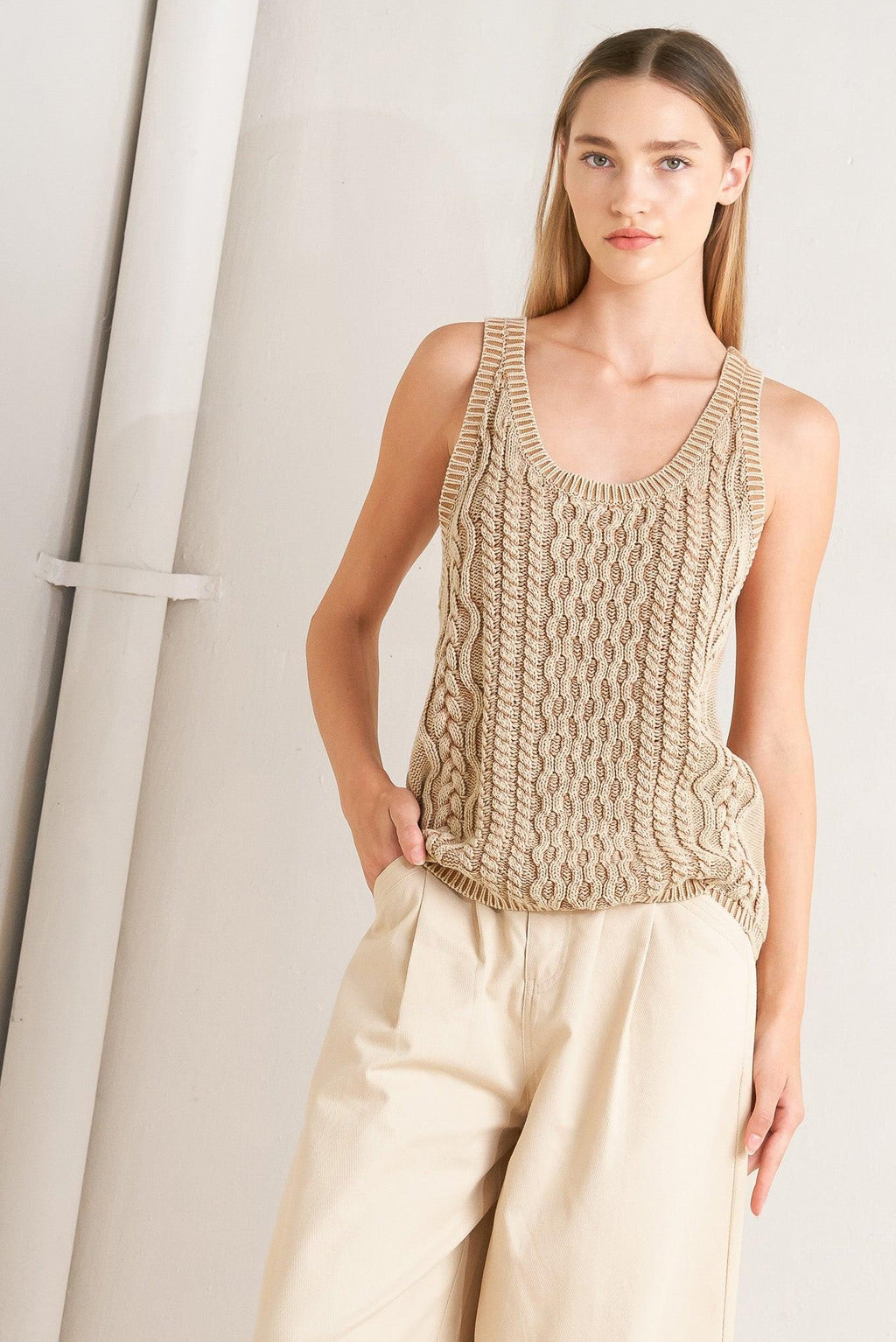NEVER FORGET KNIT TANK TOP