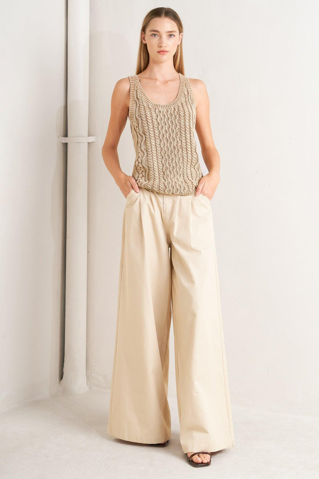 NEVER FORGET KNIT TANK TOP