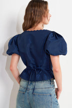 SCALLOP KISS WOVEN TOP