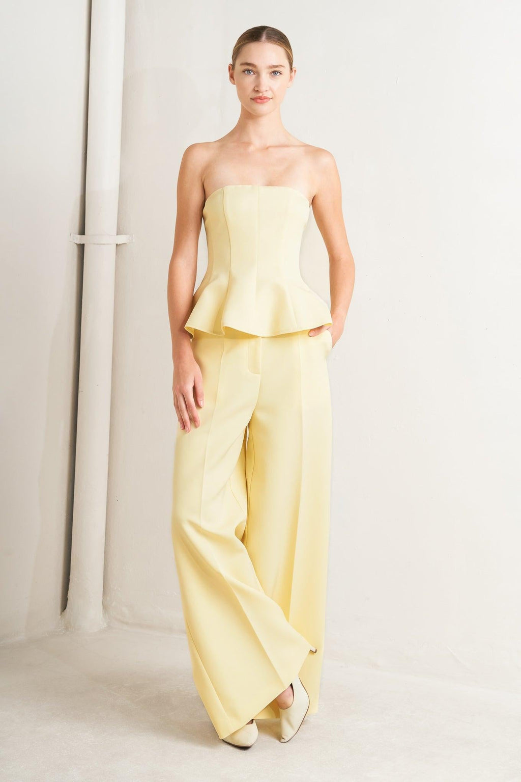 SUNSHINE DREAM WOVEN TOP