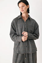 OFF THE CLOCK PLAID BUTTON DOWN TOP