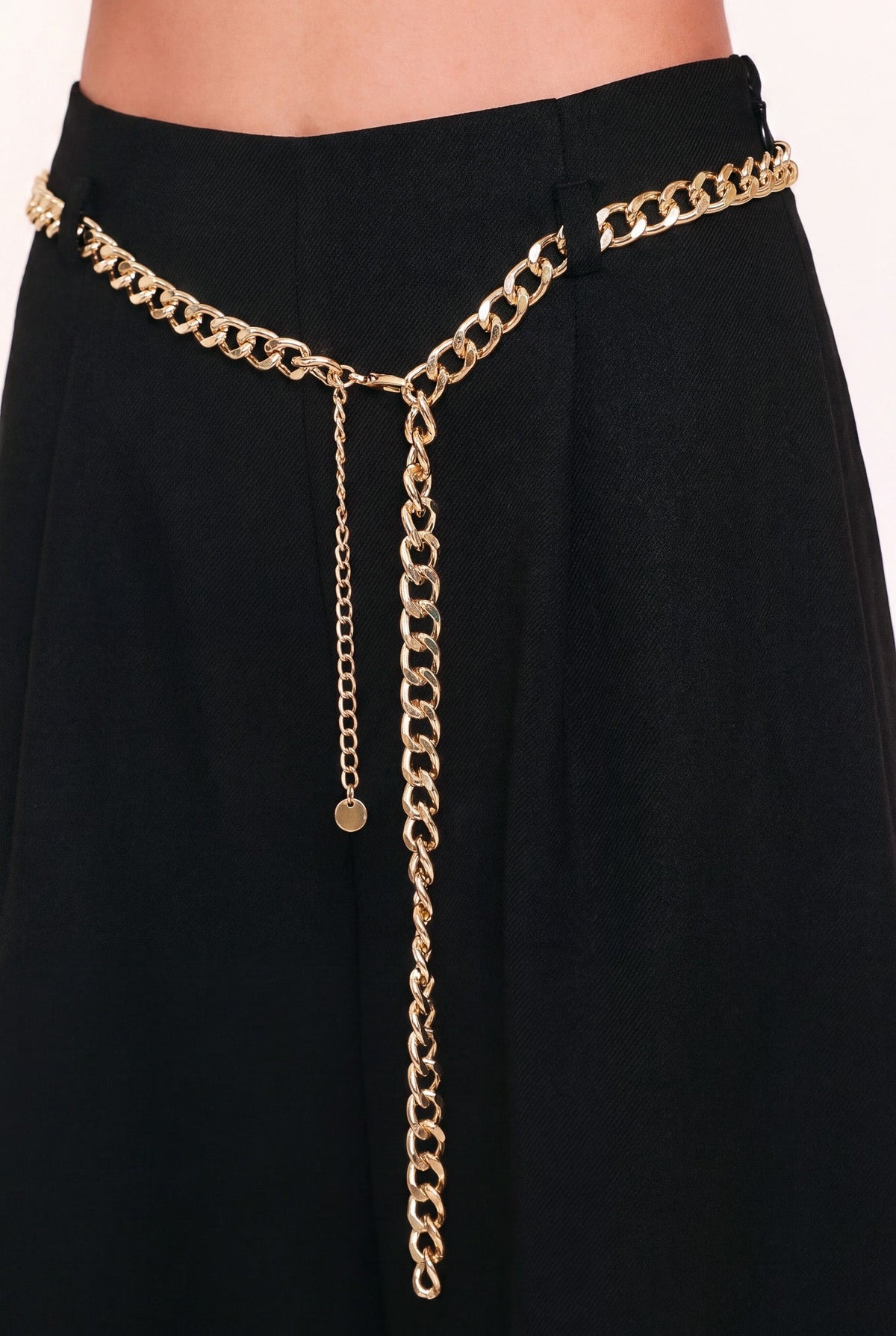NIGHT OUT CHAIN BELTED CULOTTE PANTS