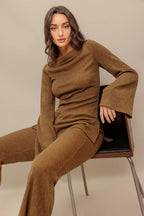 FLARE TOUCH SOLID TUNIC TOP