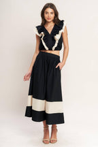 GALLERY CONTRAST WOVEN CROP TOP